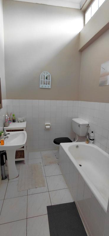 2 Bedroom Property for Sale in Bloemfontein Free State